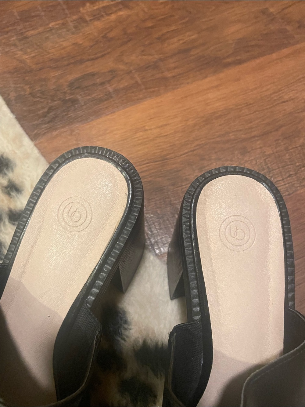 Urban Outfitters Black Platform Mule Heels - Picture 3 of 5